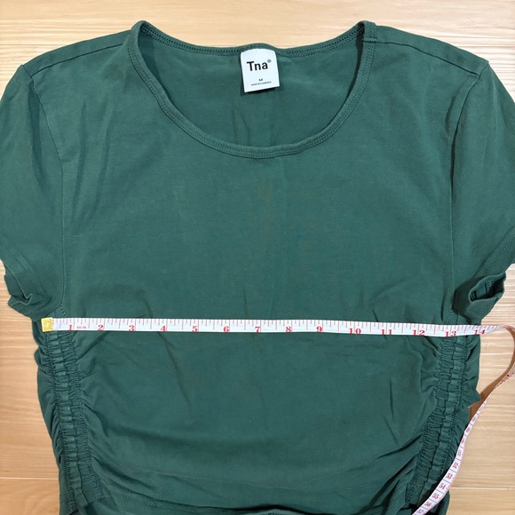 TNA Forest Green Fitted Crop Top Soft Stretch Casual Women’s Size M - Picture 5 of 7